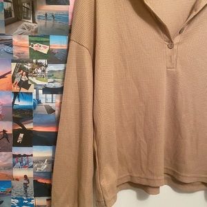 Breezy brown sweater!! 💌